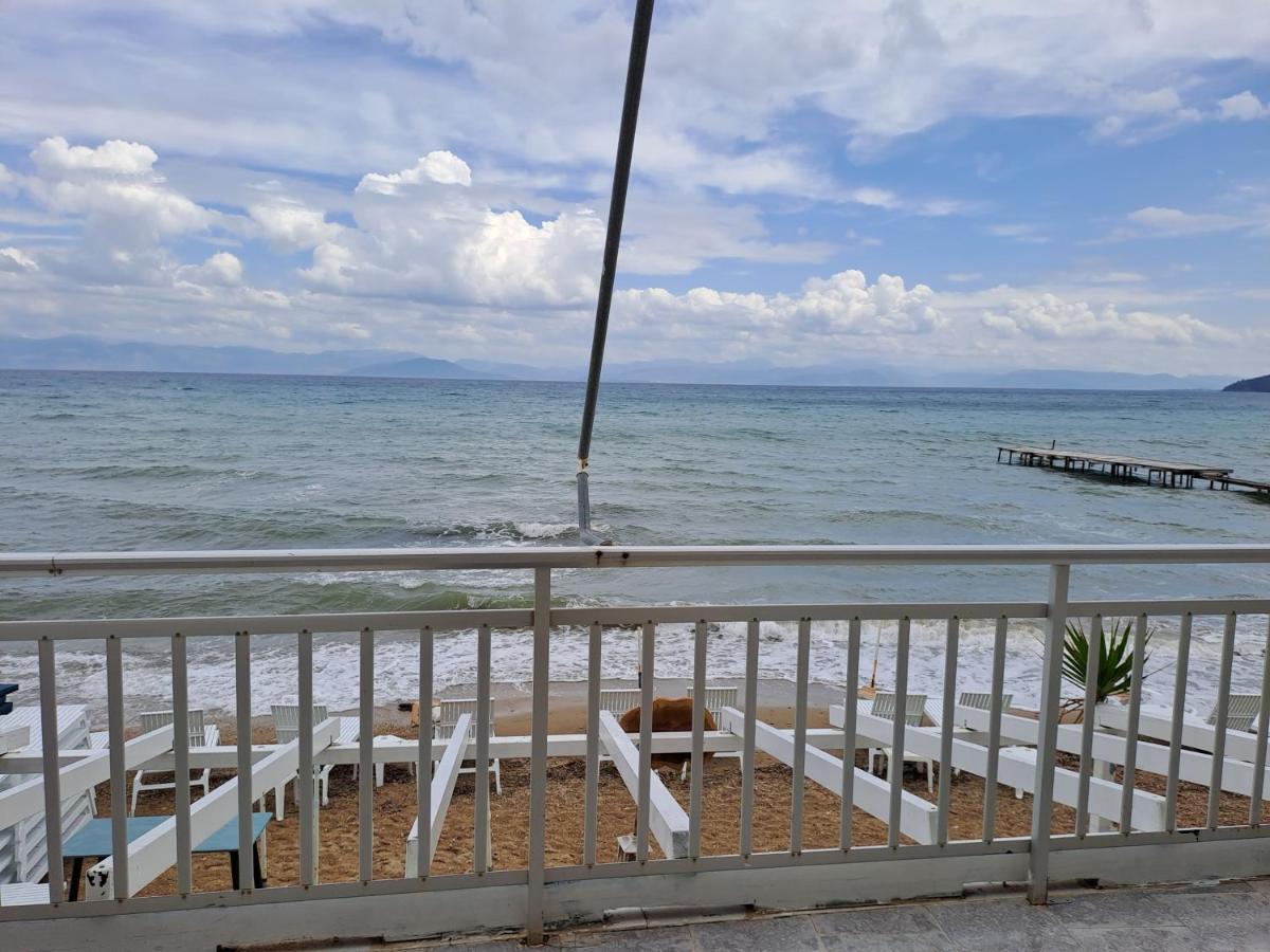 Seaside Studios Mesongí Екстериор снимка