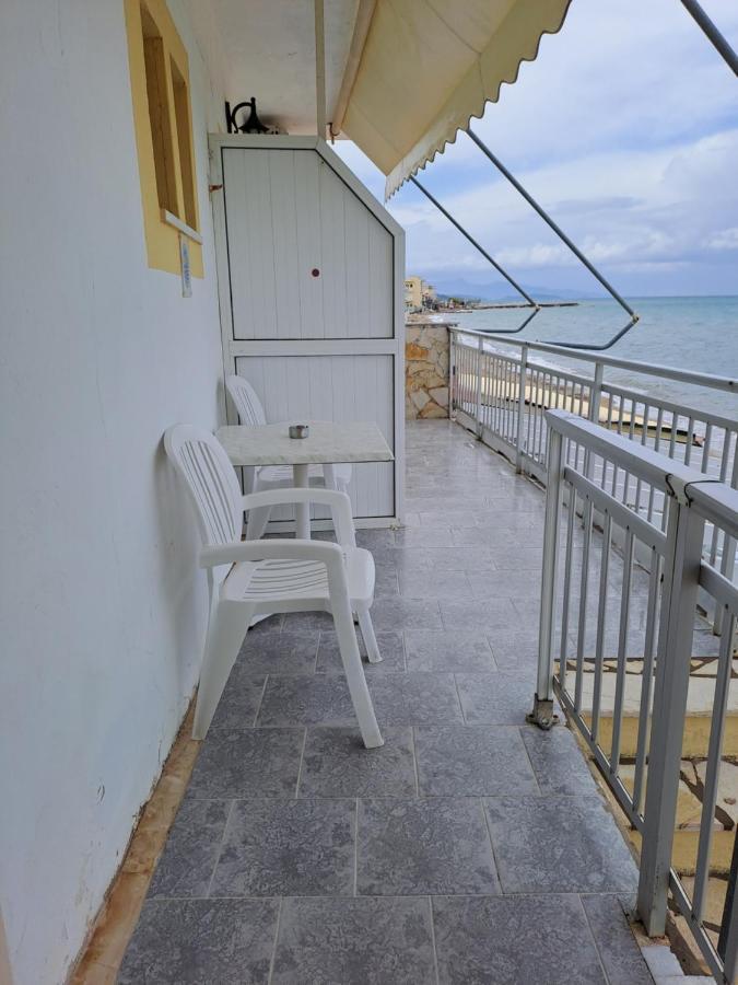Seaside Studios Mesongí Екстериор снимка